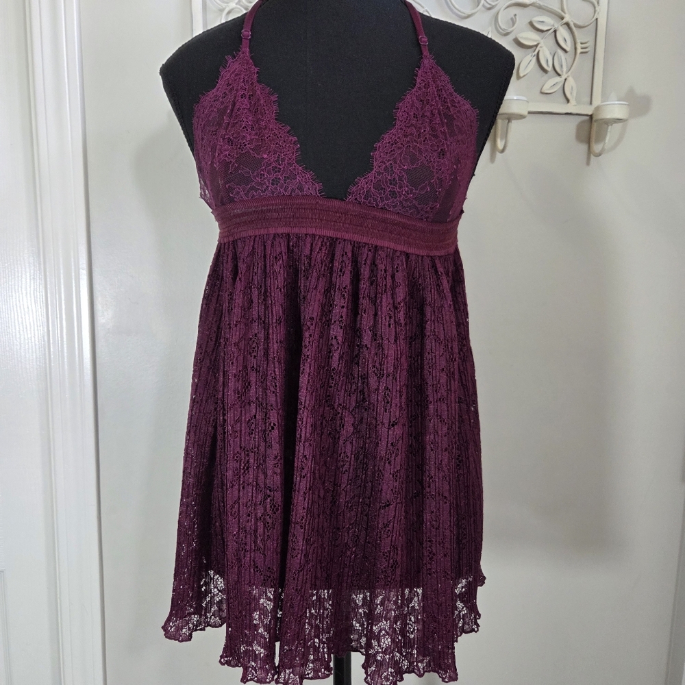 ⭐️Victoria's Secret Lace Halter Chemise in Plum Size Med